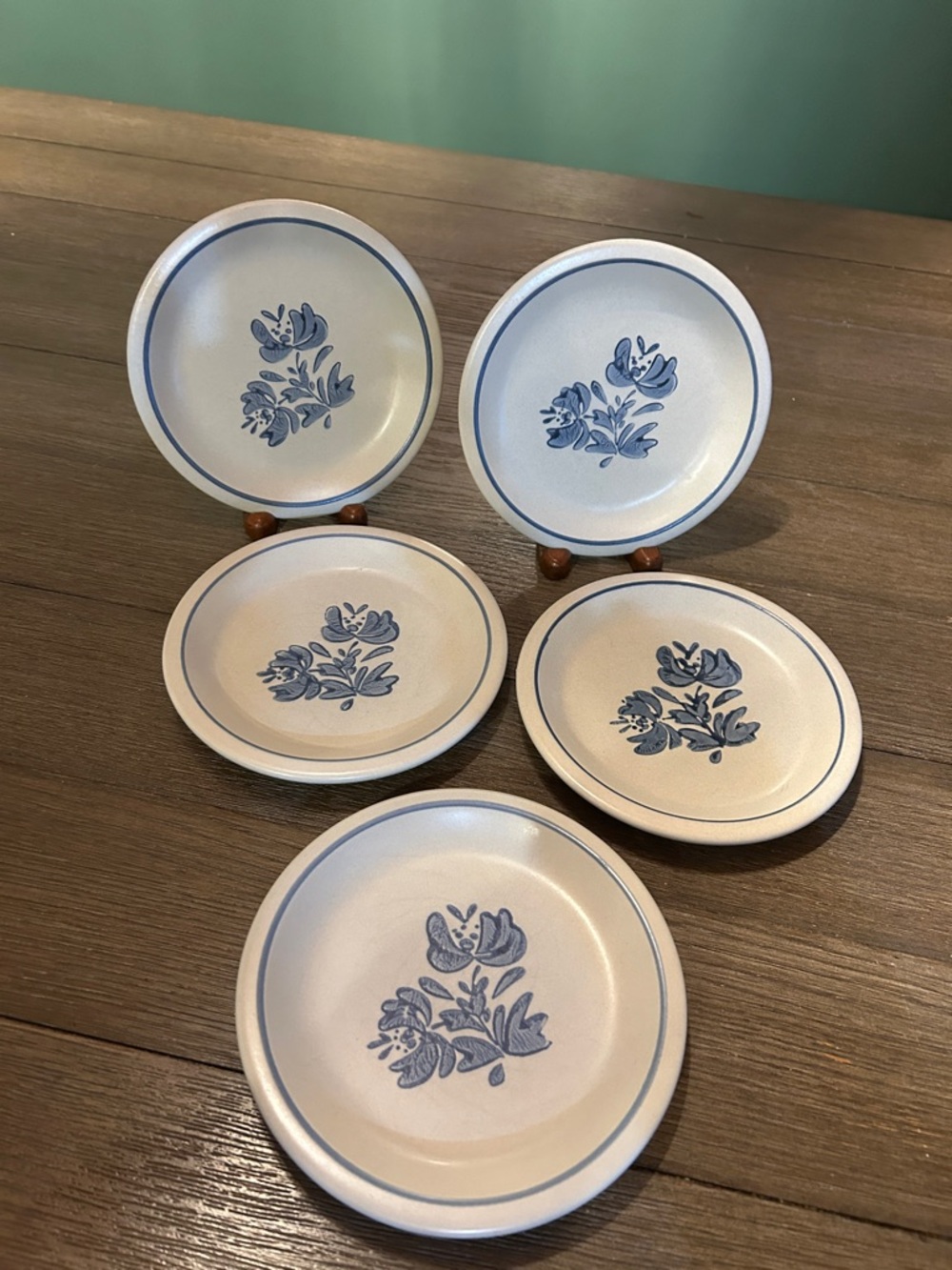 Vintage Pfaltzgraff Yorktowne dessert salad bread plates set of 5 6.5” Group D